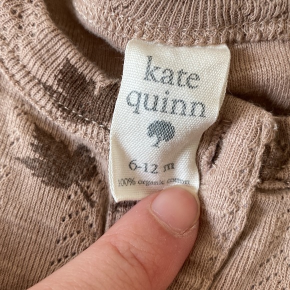Kate Quinn maple leaf onesie - Picture 4 of 4